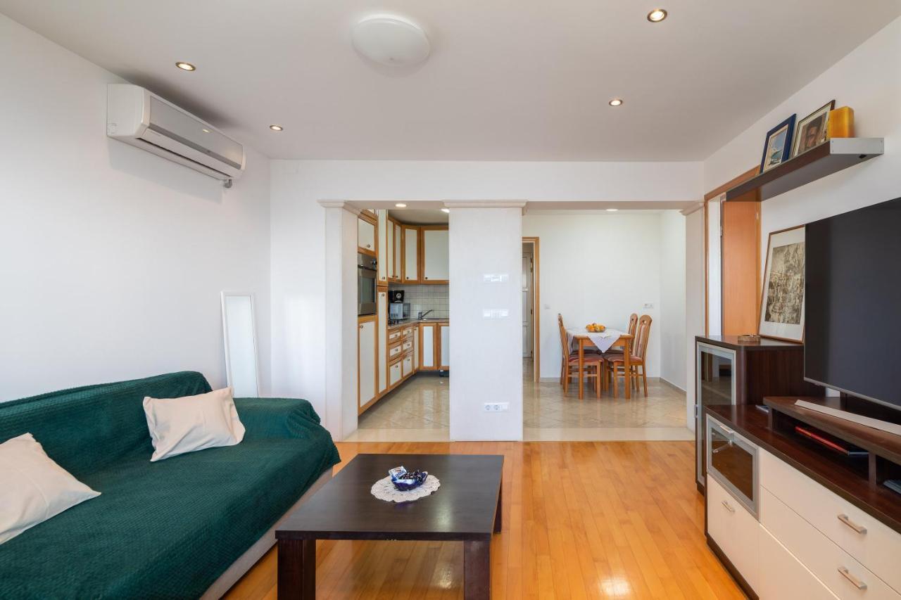 Sunny Vista Apartment Omis Luaran gambar