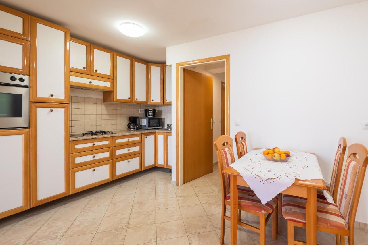 Sunny Vista Apartment Omis Luaran gambar